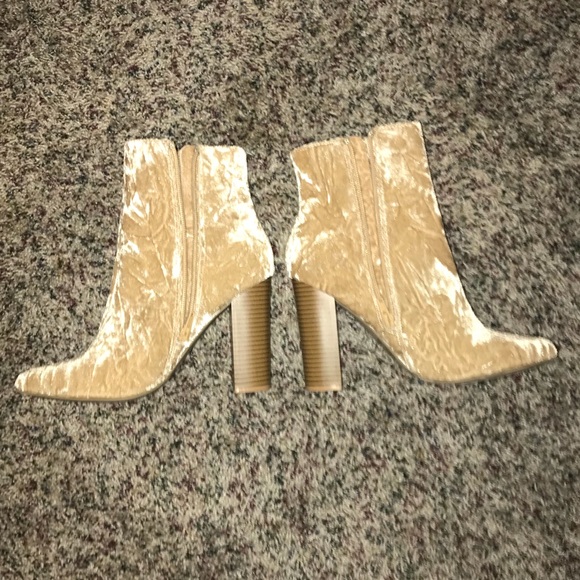 Gold Velvet Boots - Picture 2 of 3